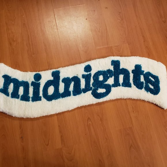 Midnights Rug - Picture 4 of 4